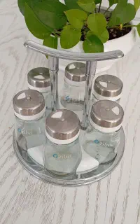 یک جفت جای ادویه به همراه استند