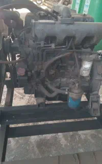 موتور چاه چهار سیلندر همراه با شاسی