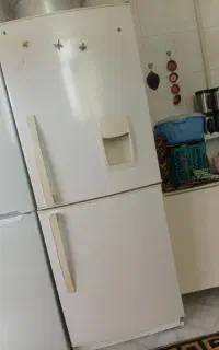 یک یخچال  مارک ازمایش