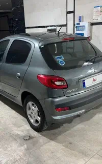 207 tu5 مدل ۴۰۲