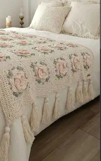 شال مبل و تخت. پتوی کودک