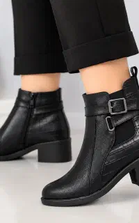 نیم بوت بسیار شیک سایز ۴۱ و ۴۲