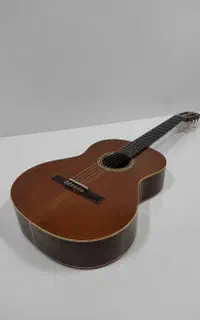 گیتار کلاسیک Cuenca 20 ساخت اسپانیا  سری قدیمی