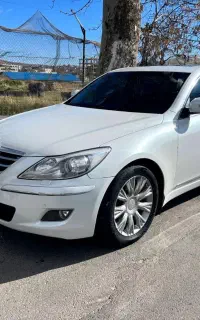 هیوندا جنسیس 2011