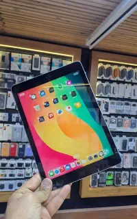 تبلت اپل آیپد 9.7 نسل ششم مدل 2018