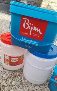 سطل نگهداری پلاستیکی ۸ کیلویی.