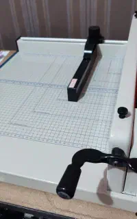 دستگاه برش کاغذ A3 در حد آکبند
