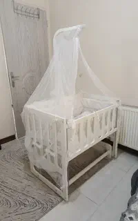 تخت خواب نوزاد