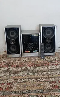 یک دستگاه سیستم صوتی