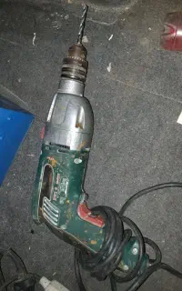 دریل برقی چکشی کارکرده