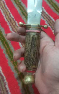 چاقو فروشی ۴ ملیون