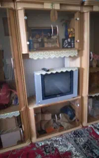 تلویزیون ۲۱ اینچ در حد نو دوکوری سه تکه