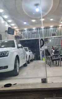شاگرد برای نمایشگاه اتومبیل