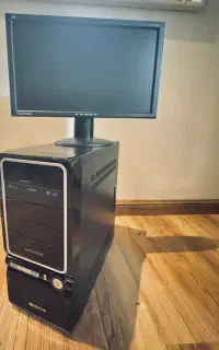 کامپیوتر اقتصادی با LCD ۱۹ اینچ