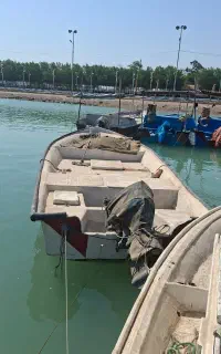 تشت ۲۳ بهمراه قایق ۴۸