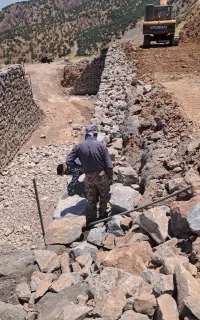 کارگر ورزیده و قوی برای نورآباد