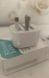 شارژر دیواری اپل ۲۰ وات ، مدل۳ پین ارجینال