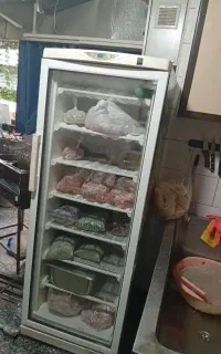 فریزر تک درب ایستاده