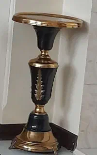 میز تلفن و اباژور