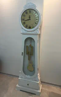 ساعت ایستاده لوتوس پاندول‌دار و زنگ‌دار