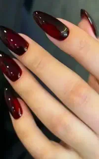 کاشت ناخن ۴۰۰ همراه لاکژل رایگان