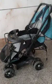 کالسکه کودک در حد