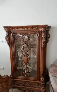 ویترین انتیک