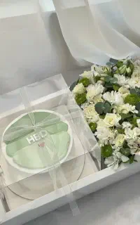 باکس گل و کیک