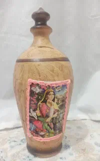 کوزه سفالی طرح دار