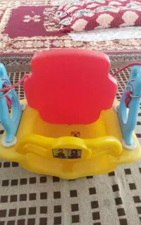 تاب کودک با میله بارفیکس