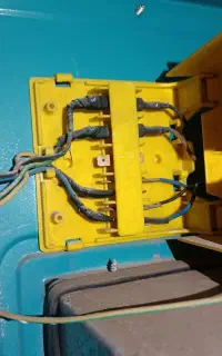 اجرای چاه ارت سنجی . سرویس کولر آبی انجام میشود