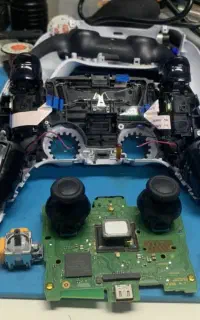 تعمیرات تخصصی دسته و نصب بازی ps5 و ps4