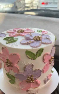 کیک تولد با فیلینگ عالی قیمت اقتصادی