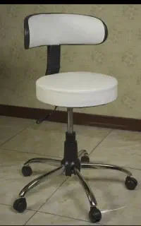صندلی درحدنو