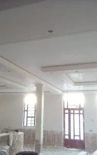 شاگرد گچ کار