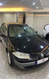 رنو مگان۲۰۰۰