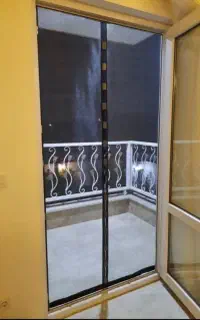 طلق اهنربایی در جلوی درب ها**