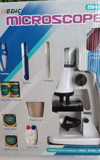 میکروسکوپ دانش آموزی