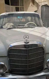 بنز 190 کلاسیک قدیمی رنگ سفید پلاک ملی