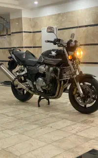 cb1300