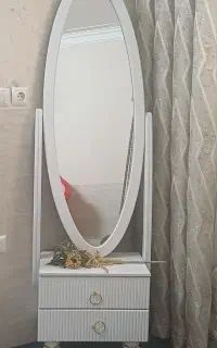 آیینه قدی