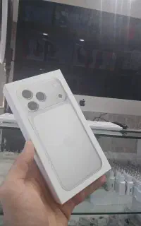 گوشی آیفون ۱۷پرومکس طرح درجه ۱