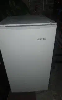 یخچال  ایستکول
