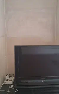 یک LCD 32 اینچ 12 میلیون تومان