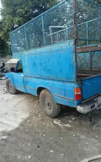 راننده نیسان