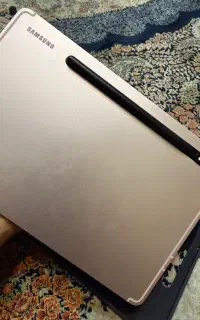 تبلت s8 سامسونگ در حد به همراه کاور و قلم