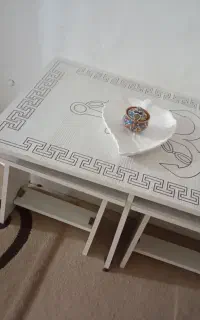 میز عسلی