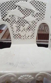 یک عدد صندلی