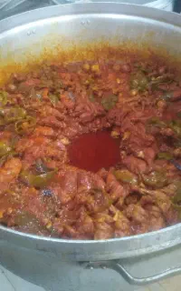 تهیه غذا پرسنلی و شرکتی ته دیگ
