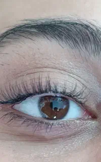 کاشت و اکستنشن مژه